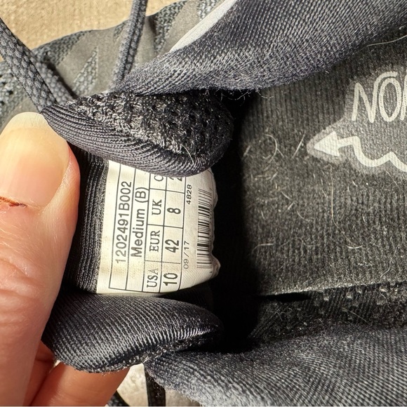 Brooks Dark Gray and Black Running Shoes - Picture 10 of 11